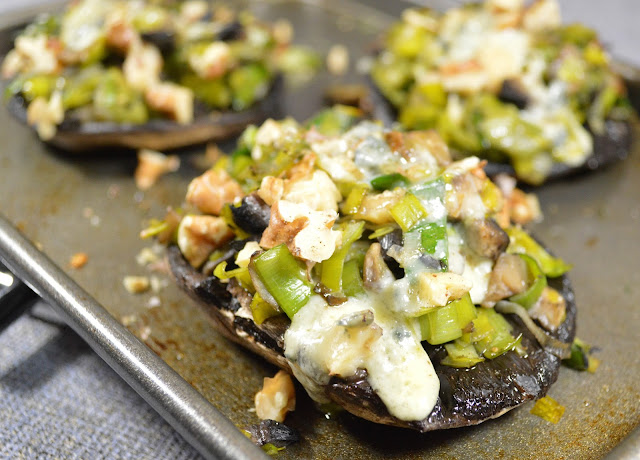 Stuffed Mushrooms with Leeks, Dolcelatte and Walnuts: Recipe