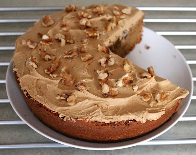 Coffee, Walnut and Raisin Cake – Recipe