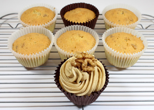 Recipe: Baileys and Walnut Cupcakes