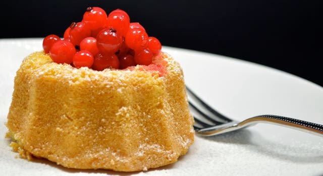 Mini Lemon Bundt Cakes