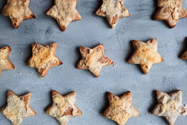 Cinnamon Star Biscuits with Royal Icing
