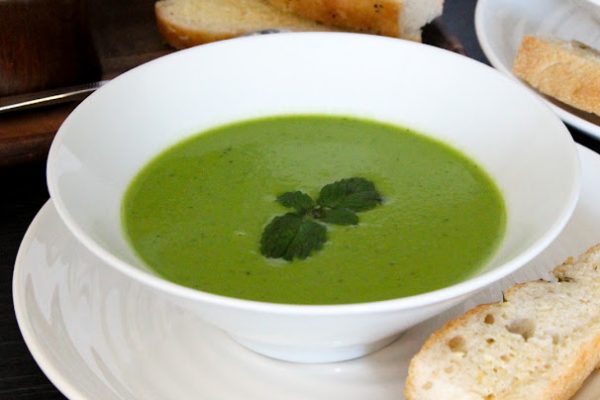 Easy Pea and Mint Soup