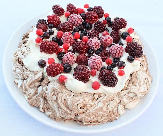 Chocolate and Vanilla Berry Pavlova – Recipe