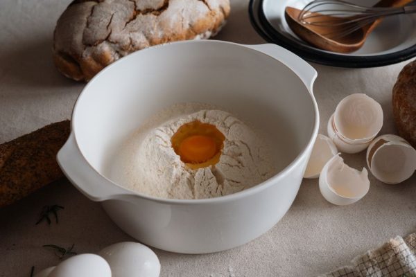 How to Mix Flours for Perfectly Tender and Fluffy Cakes