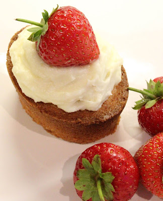 Strawberry Friands