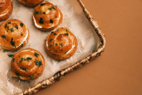 Picnic Appetisers That Travel Well Without Soggy Pastry