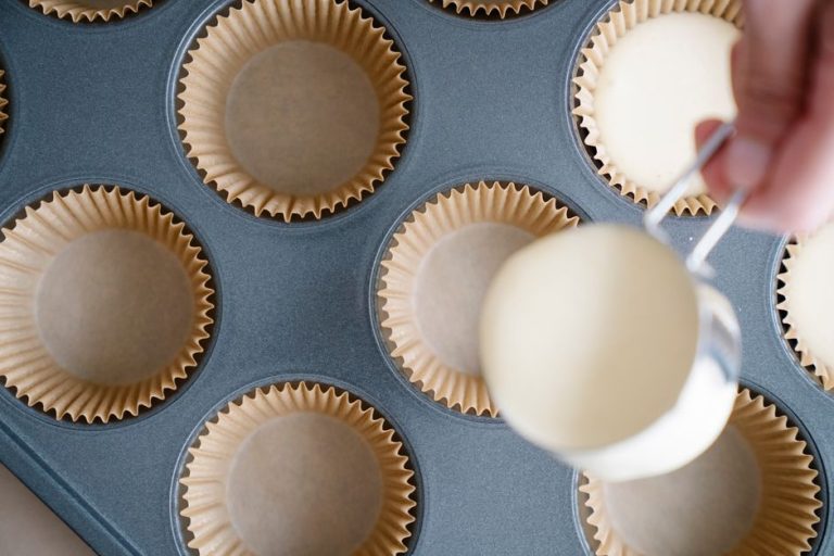 Apple Crumble Cupcakes That Stay Crisp, Not Soggy