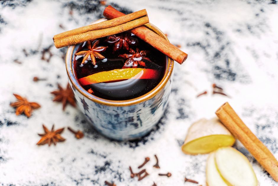 Spiced syrup with cinnamon sticks and star anise